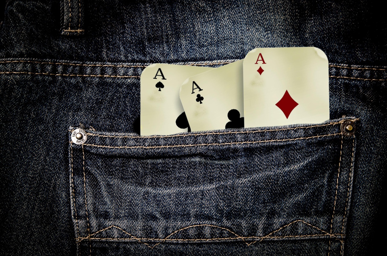 四人扑克牌玩法全攻略，从新手到高手的进阶指南